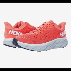 NWT Hoka One One Clifton 7 Hot Coral/White